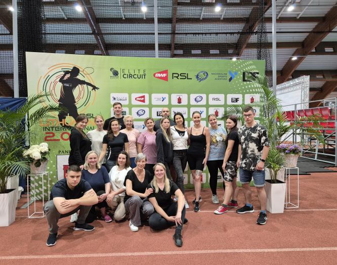 Būsimiesiems masažuotojams neįkainojama patirtis tarptautiniame badmintono turnyre