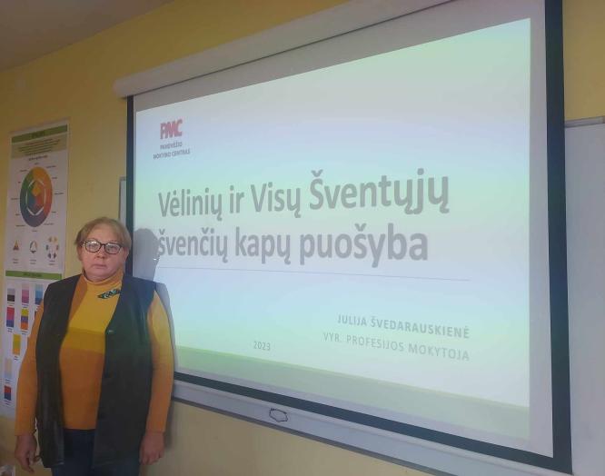 Kapų dekoras artėjant Vėlinėms ir Visų Šventųjų šventėms
