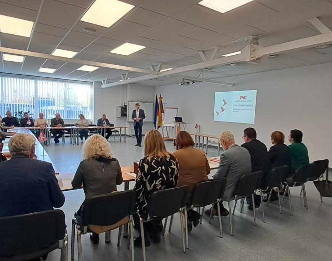 Susitikimas su Panevėžio regiono verslo atstovais dėl 2025 m. profesinio mokymo poreikių