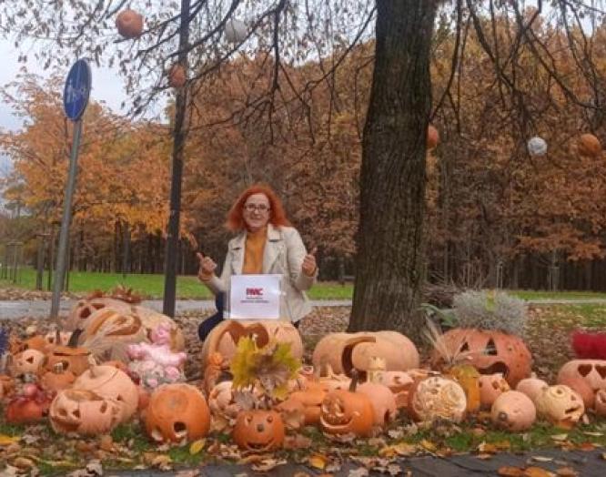 Virėjų specialybės mokinių su meile dekoruoti bei skaptuoti moliūgai jau pasiekė Panevėžio kultūros ir poilsio parką
