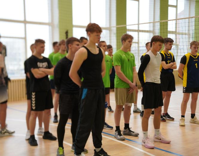 Finalinės Panevėžio regiono profesinio mokymo įstaigų vaikinų tinklinio varžybos