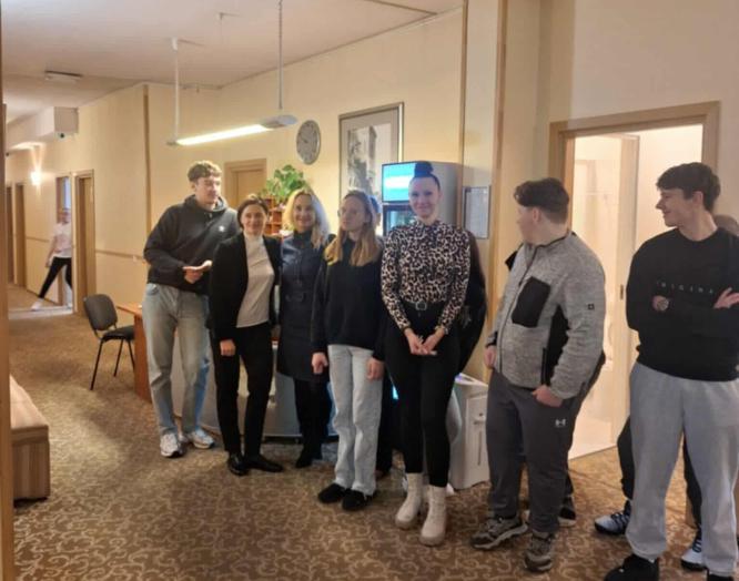 Prisilietimas prie svetingumo srities užkulisių.