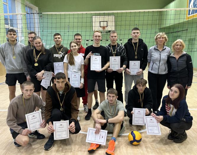 Tinklinio turnyro emocijos ir puiki sportinė nuotaika