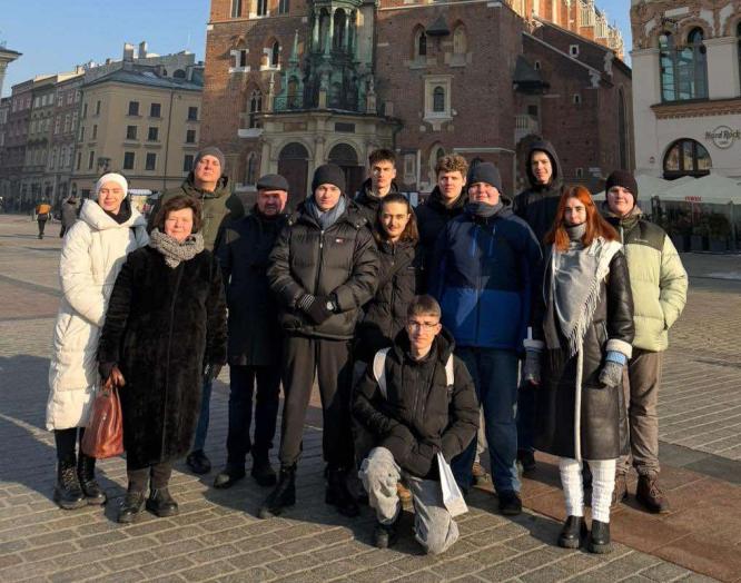 Šiuolaikinės technologijos iš arti: mokinių patirtys Krokuvoje