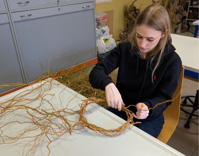 Nuo genėjimo iki dekoro:  tvarios floristikos patirtys