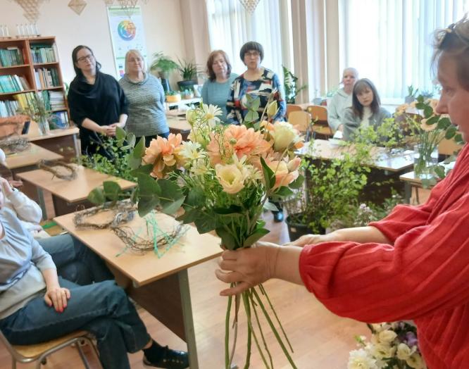 Floristikos pamoka, pažadinusi meninį pojūtį