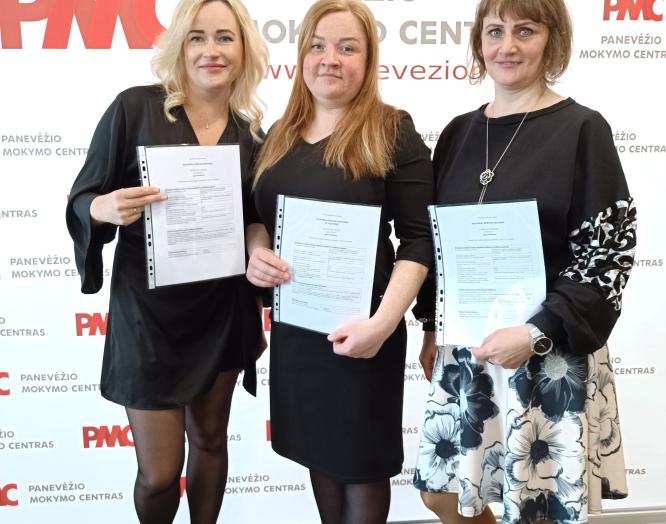 Ikimokyklinio ugdymo pedagogų padėjėjoms įteikti profesinio mokymo diplomai!