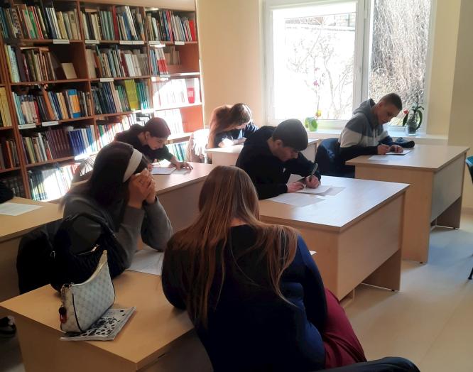 Mokinių dailyraštis – pagarba lietuviškam žodžiui